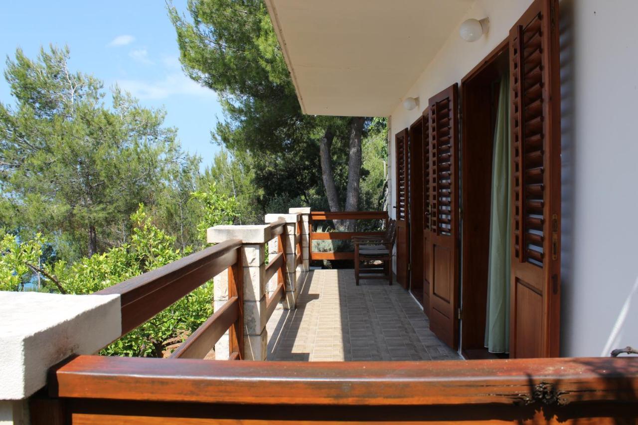 Seaside Secluded Apartments Zavala, Hvar - 15357 Jelsa  Buitenkant foto