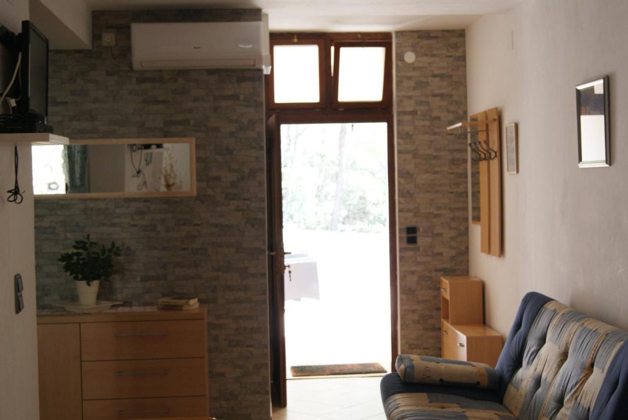 Seaside Secluded Apartments Zavala, Hvar - 15357 Jelsa  Buitenkant foto